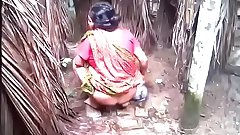 Desi aunty piss capture