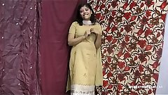 Rupali Indian Girl In Shalwar Suit Stripping Show