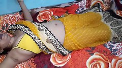 Indian Bhabhi Sex In Yellow Sari Real Fucking - Desi Sex