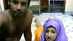 Srilankan couple Riyazeth and Rizna private Show - Desi Sex